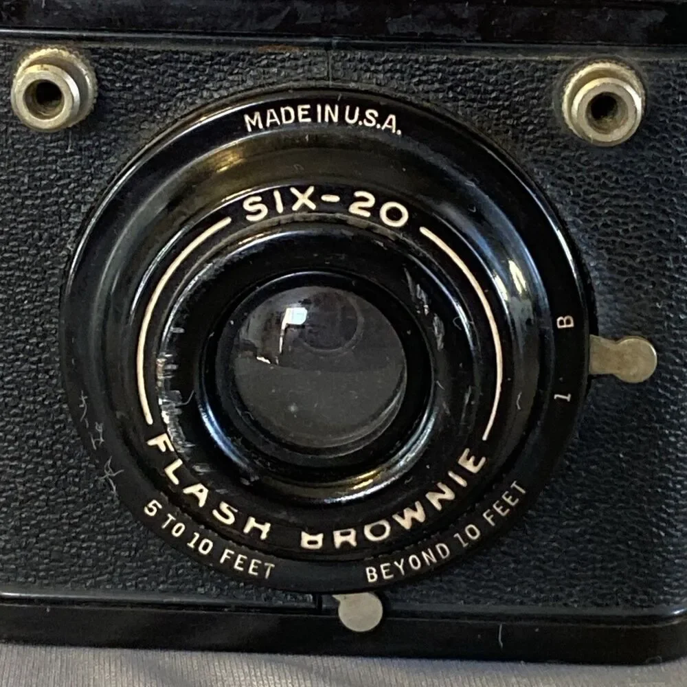 Vintage 1940's Brownie Flash Six-20 Camera Untested Retro Photography Display